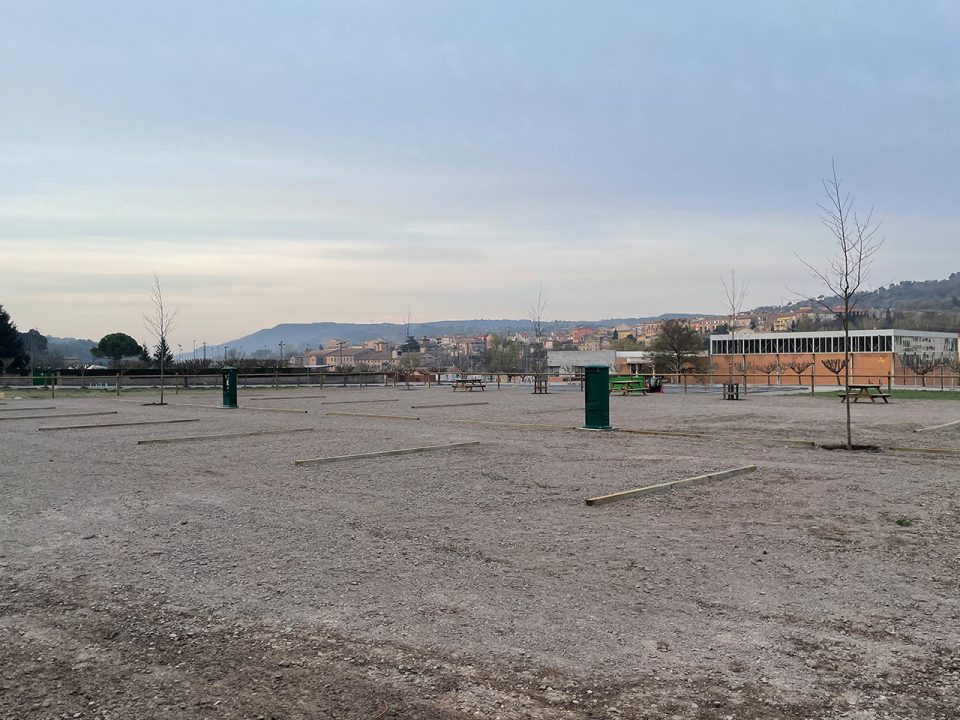 àrea acollida autocaravanes